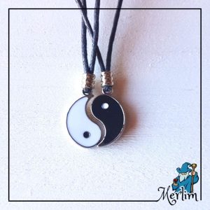 Yin e Yang – colar (fio preto e pingente) pequeno separado