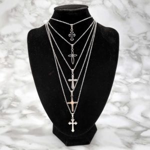 Colar de Aço – Várias Cruzes