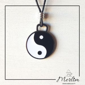Yin e Yang – colar (pingente e fio negro)