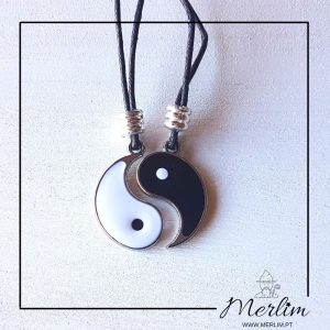 Yin e Yang – colar (fio preto e pingente) grande separado